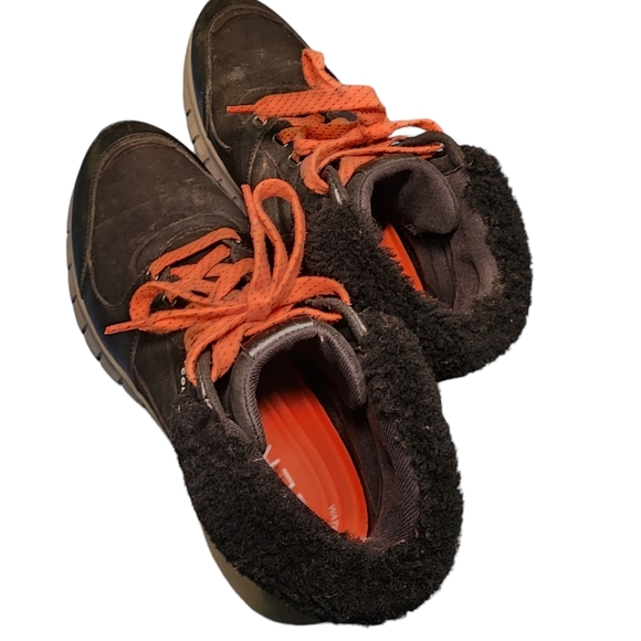 Cole Haan laced winter boots | Woman's 9½ | water resistant - Picture 5 of 12